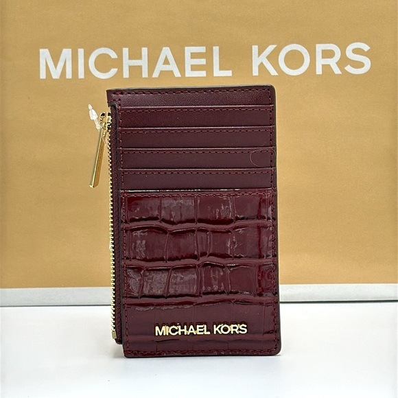 MICHAEL KORS JET SET TRAVEL MEDIUM TZ CARD CASE IN OXBLOOD - Picture 2 of 10